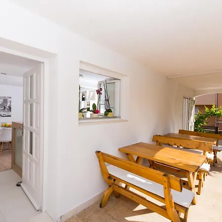 Apartamento Vedran Okrug Gornji